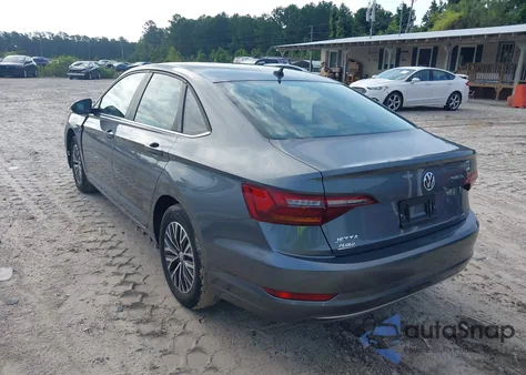 2019 Volkswagen Jetta 1.4T R-Line/1.4T S/1.4T Se z USA, uszkodzony, nr VIN 3VWC57BU0KM048277